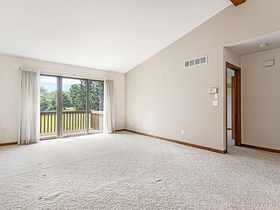 5th image of 214 Parkside Dr