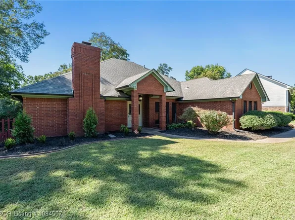 2300 Brigadoon Dr, Fort Smith, AR 72908