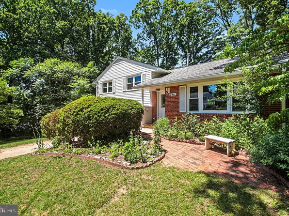 7411 Ellwood Pl, Springfield, VA 22150