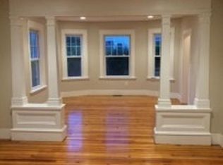 207 Lowden St, Pawtucket, RI 02860