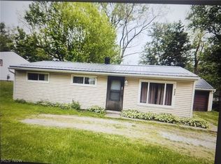 9294 Price Rd, Ravenna, OH 44266
