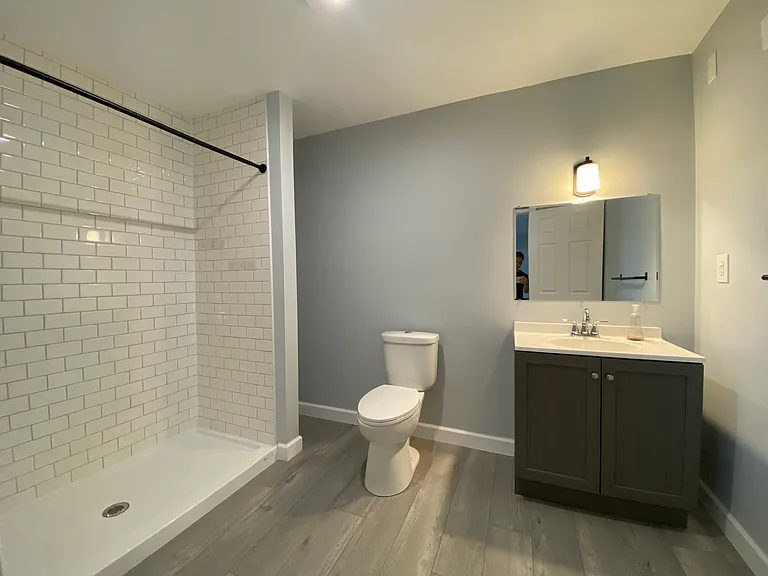 8143 Howard Ave — Photo 17
