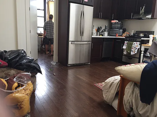 Rented by Rennit Inc. | media 81