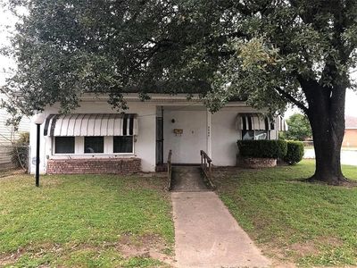 4202 Robert L Parish Sr Ave, Dallas, TX, 75210