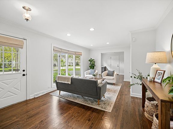 5th image of 1810 Culver Ln