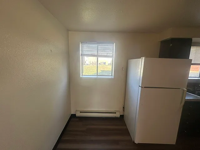 2 bed, 1.0 bath, 900 sqft, $1,375 — Photo 3