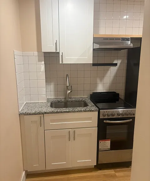 20 Coral Ave #1 — Photo 2