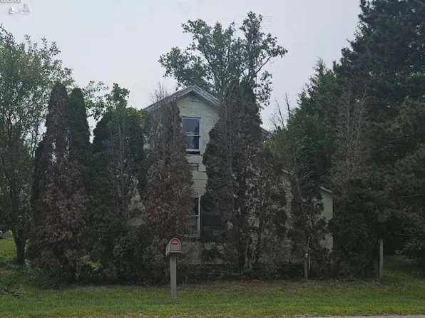 2230 State Route 590 S, Burgoon, OH 43407