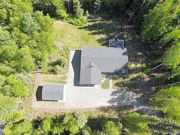 5th image of 660 Derbyshire Dr