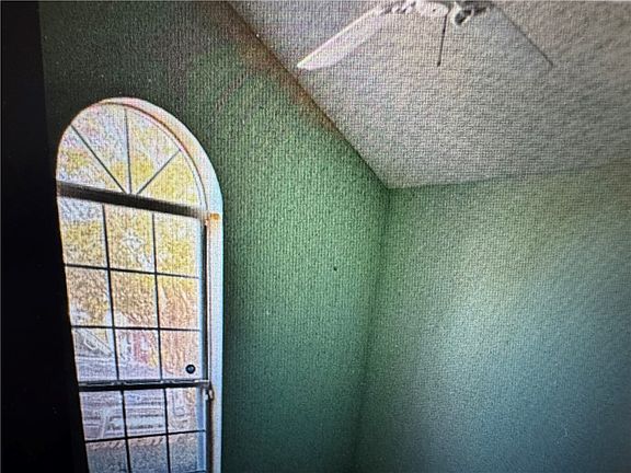 5th image of 529 Mimosa Rd