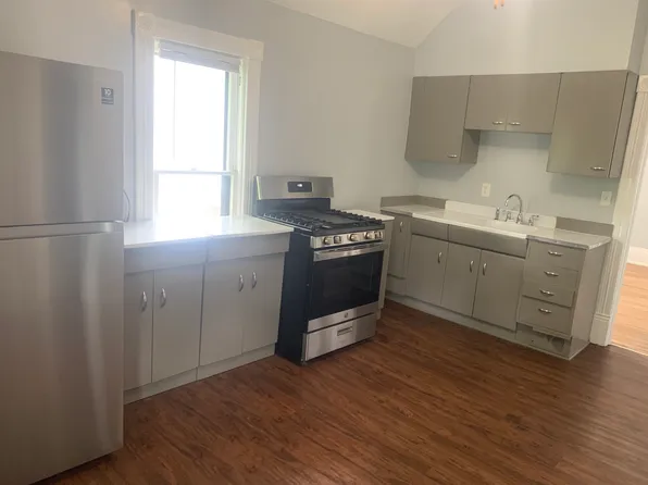 887 Weeks Ave SE #2, Minneapolis, MN 55414