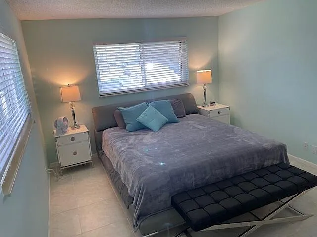 307 Lake Evelyn Dr — Photo 17