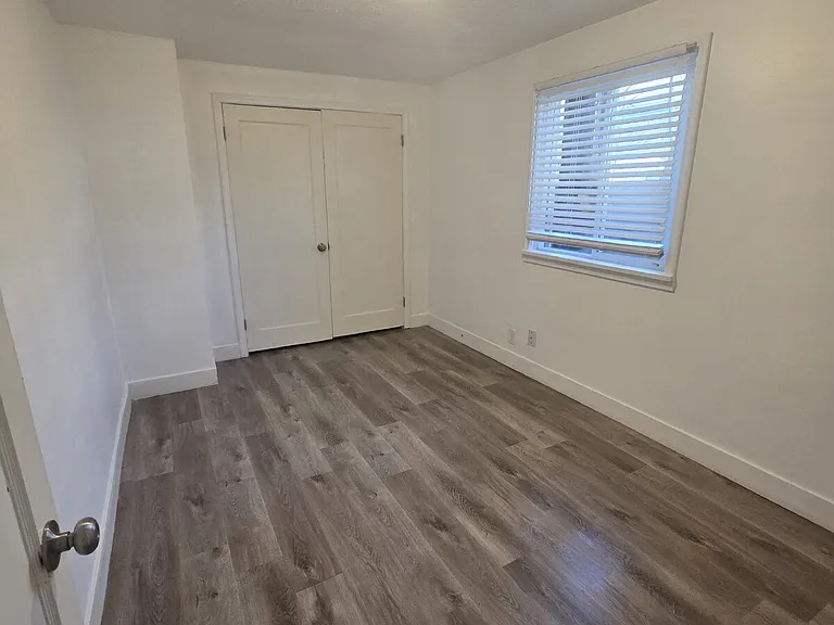759 E Scott Ave — Photo 6