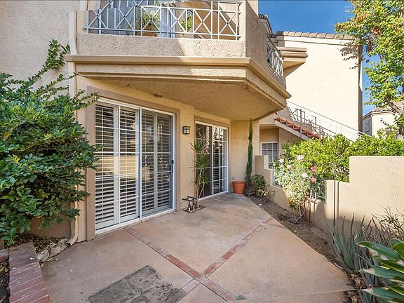 4th image of 23629 Del Monte Dr Unit 287