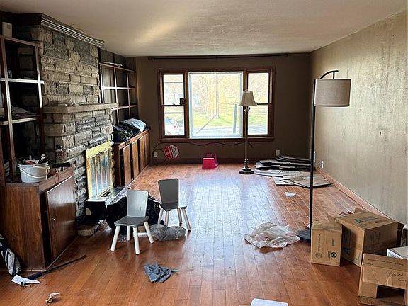 4th image of 604 Stryker Ave