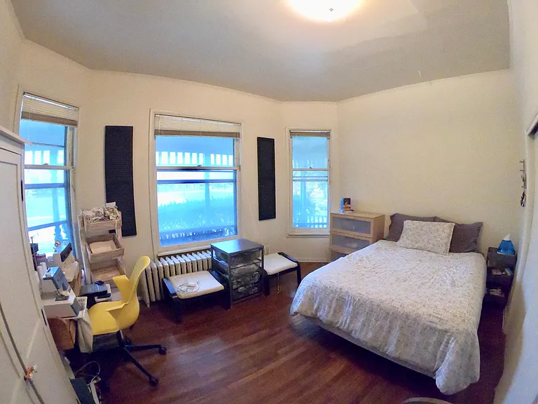 116 College Ave NE — Photo 20