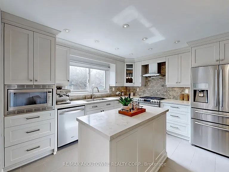 2362 Canso Rd — Photo 12