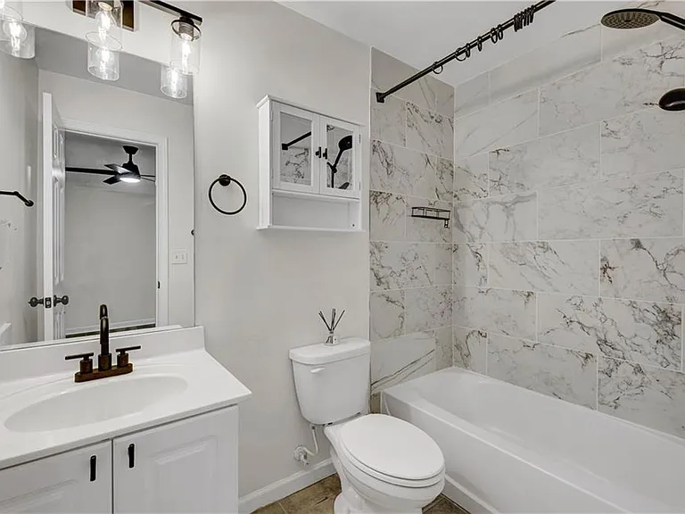 1044 Liberty Pkwy NW — Photo 24