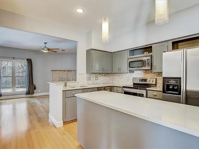 1307 Kinney Ave #162 — Photo 4