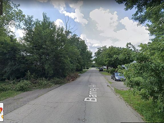 4th image of 1642 Barney Ave