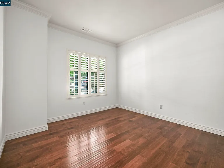 5022 Lakeview Dr #101 — Photo 17