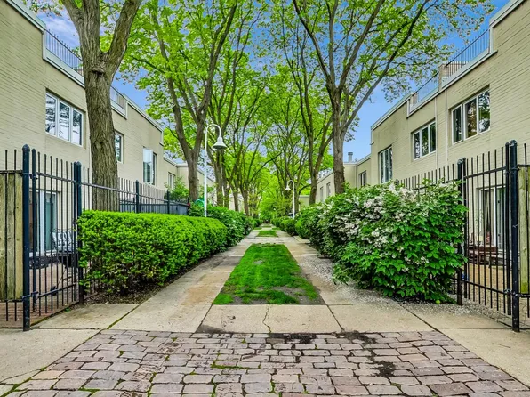 1060 S Plymouth Ct #411, Chicago, IL 60605