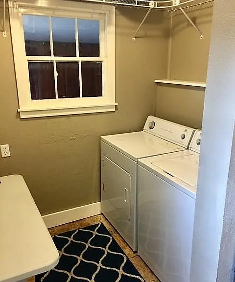 1210 N Neblett St — Photo 5