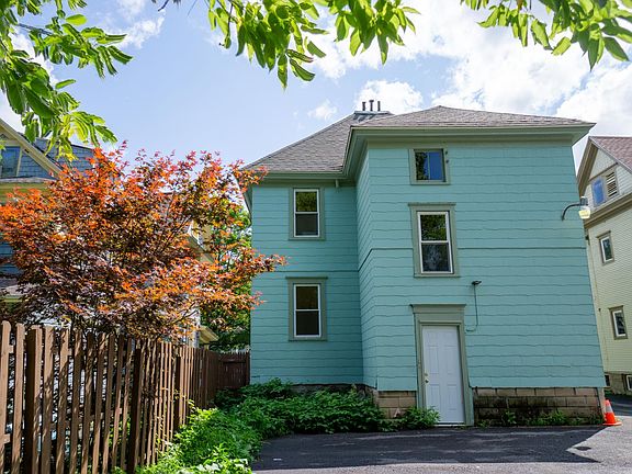 5th image of 450 Westcott St #2