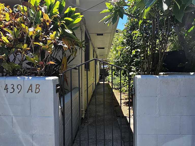 439A Kuliouou Rd — Photo 25