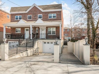 1118 Vincent Avenue, Bronx, NY, 10465