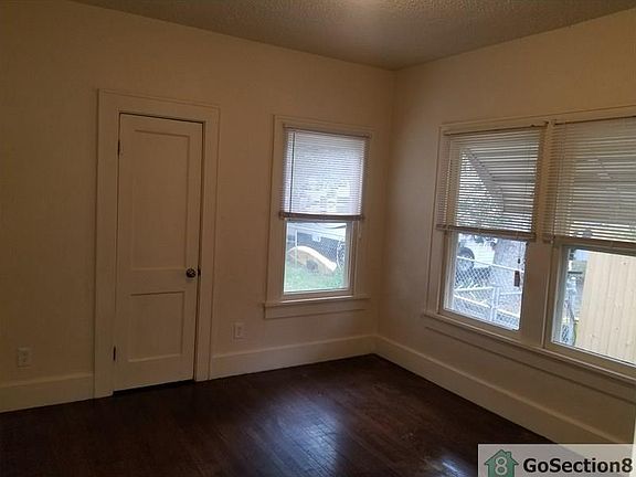 3rd image of 662 29th Ave S