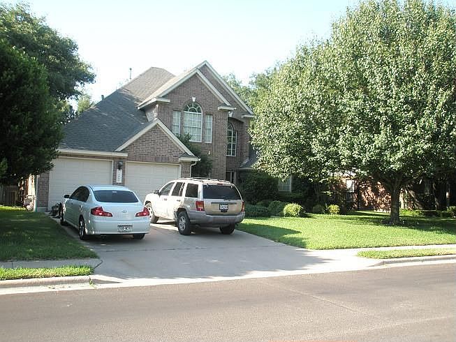 Beautiful 2 story home