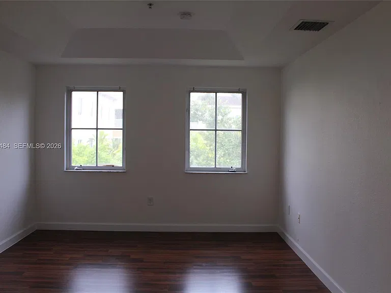 4445 SW 160th Ave #205 — Photo 5