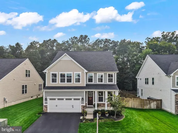 12278 Cranford Dr, Woodbridge, VA 22192