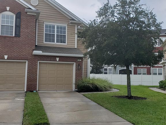 2nd image of 4201 Highwood Dr