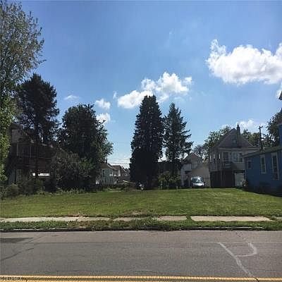 1st image of 408-410 Lawson Ave