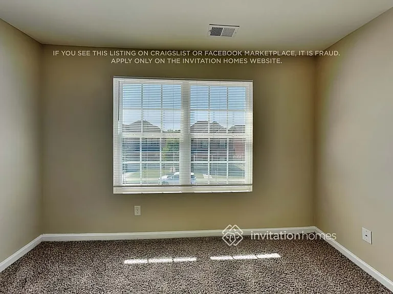 657 Armitage Way — Photo 24