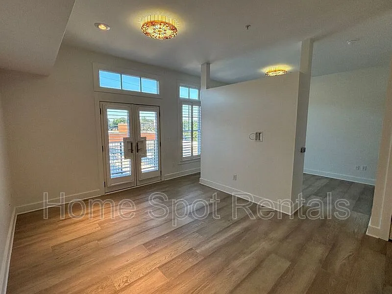 1 bed, 1.0 bath, 610 sqft, $1,575 — Photo 1