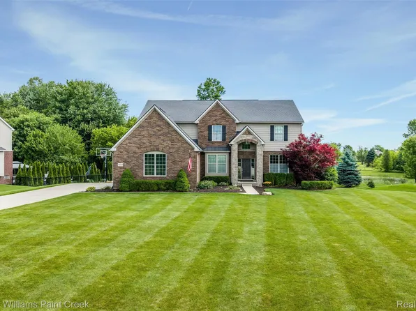 75644 Elk Horn Dr, Romeo, MI 48065