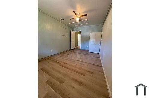 3206 Red Bud Ln Photo 1