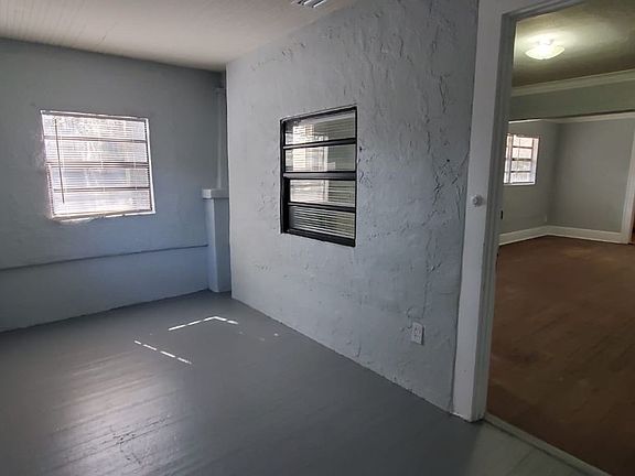 2nd image of 2111 12th St S