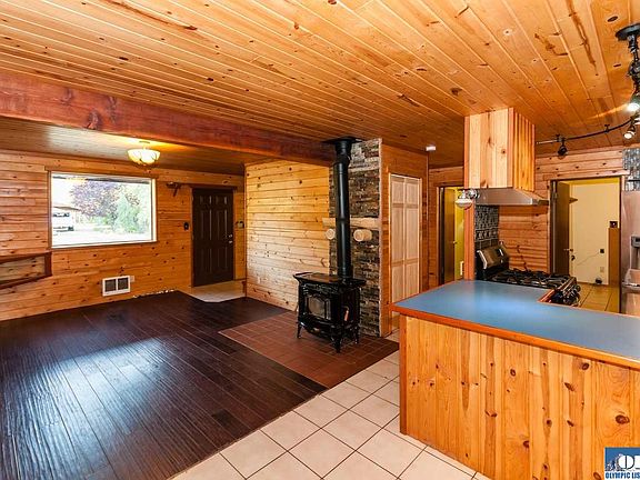 5th image of 391 Shire Ln