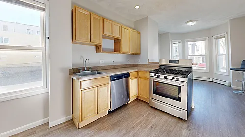 329 Paris St Photo 1