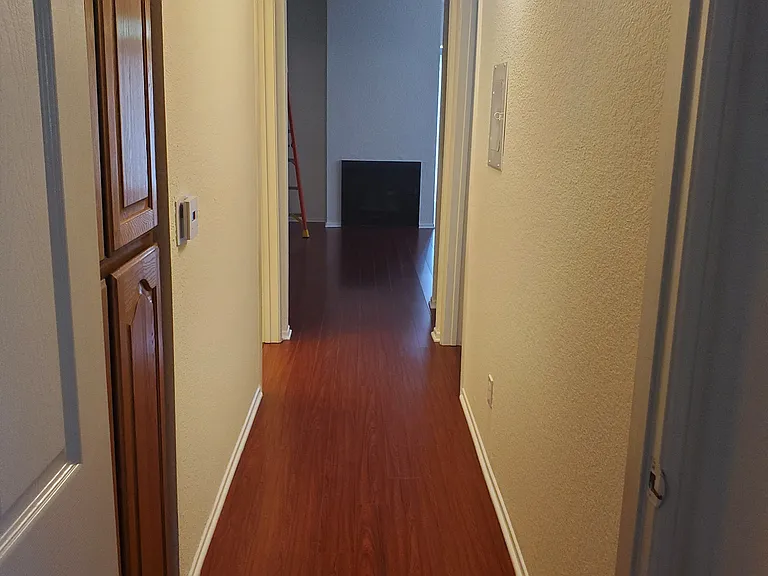 1817 Pelham Ave #101 — Photo 3