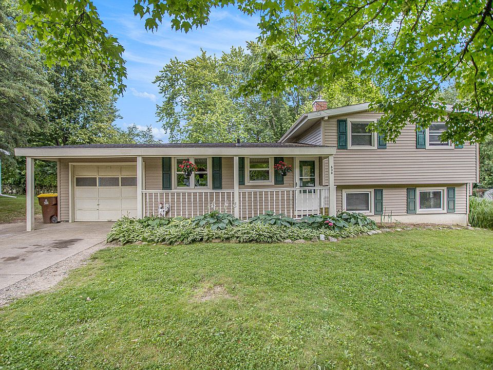 1st image of 530 Sibley Ln