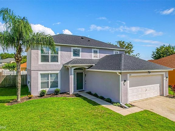 3rd image of 821R Massy Ct