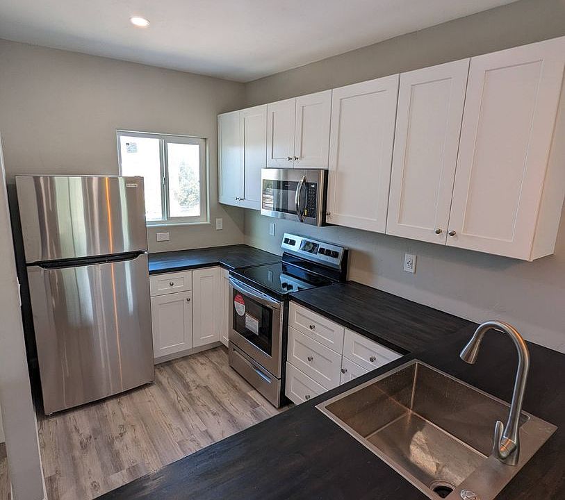 1st image of 1545 N Santa Rita Ave #2B-1Ba