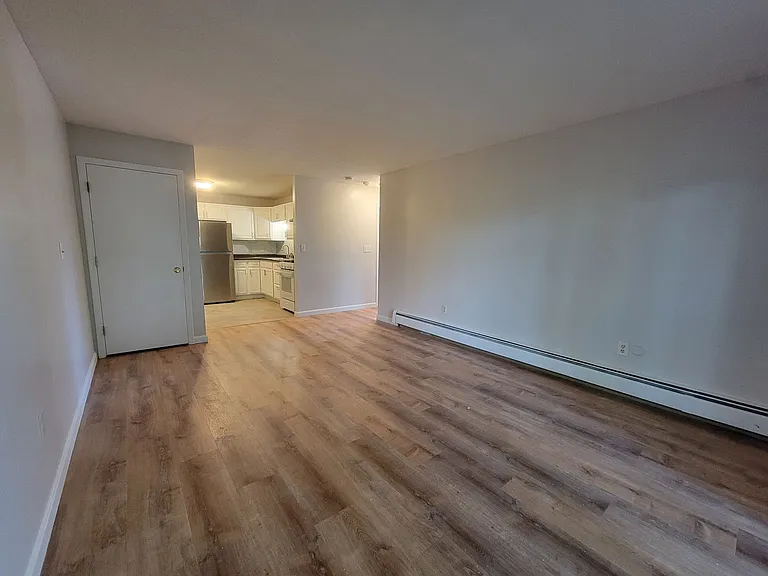 81 Fisherville Rd — Photo 20