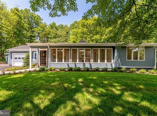 4205 Saint Jerome Dr, Annandale, VA 22003