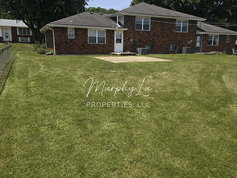 1601 Tamara Dr — Photo 3